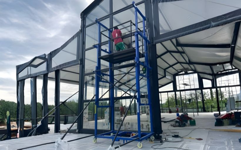 Customized Electric Scaffolding Delivered to the Philippines — October 2025