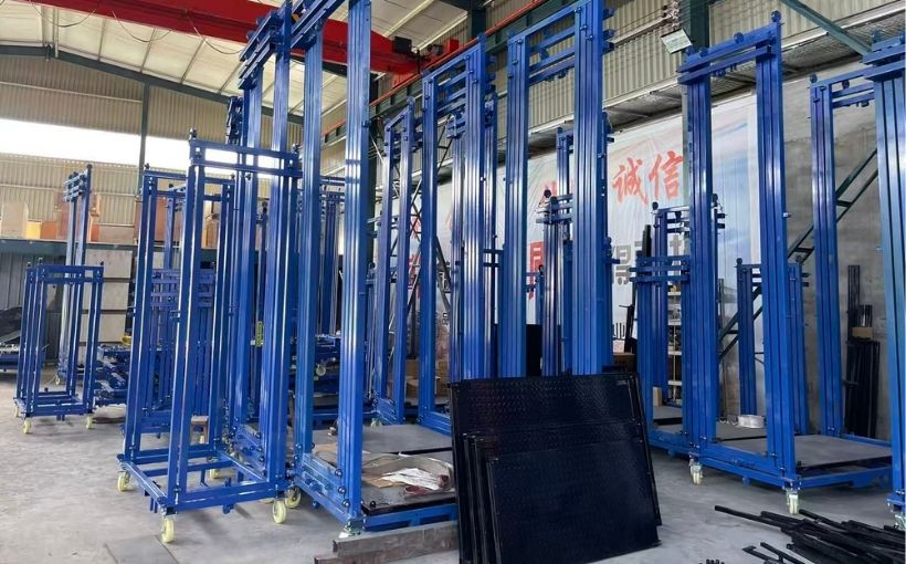 Qatar Distributor Orders 6 Sets of 6m Electric Scaffolding